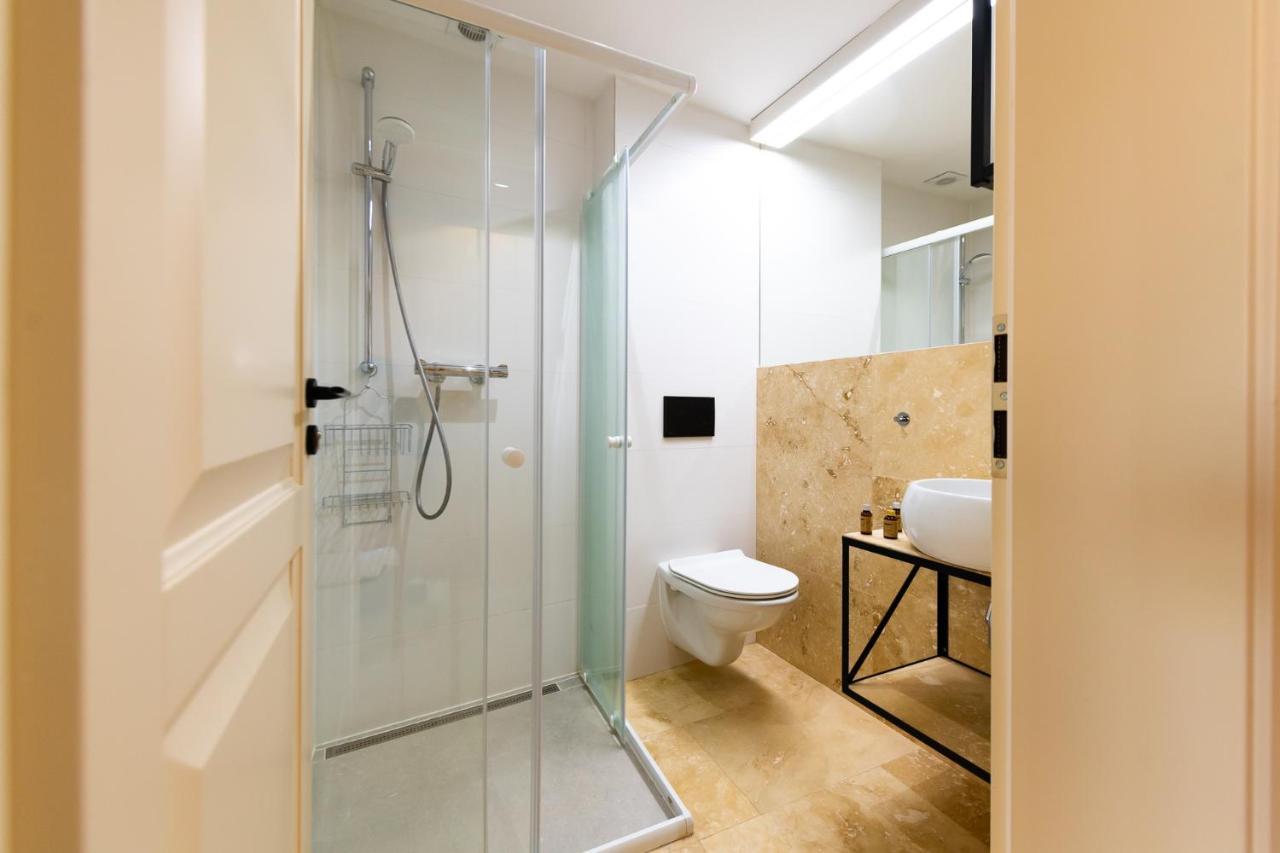 Hotel Desatero ミクロフ エクステリア 写真