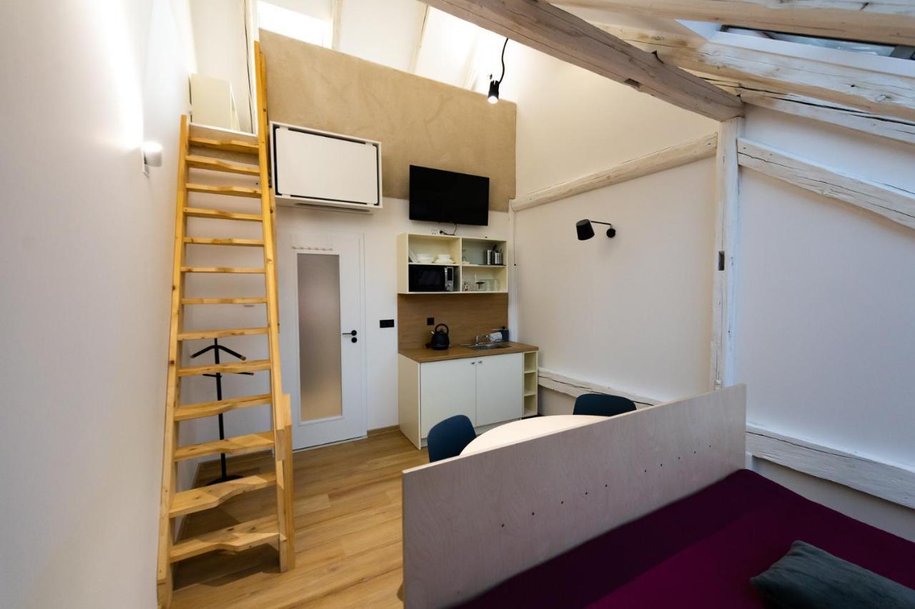 Hotel Desatero ミクロフ エクステリア 写真