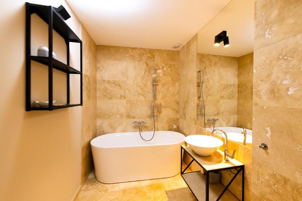 Hotel Desatero ミクロフ エクステリア 写真